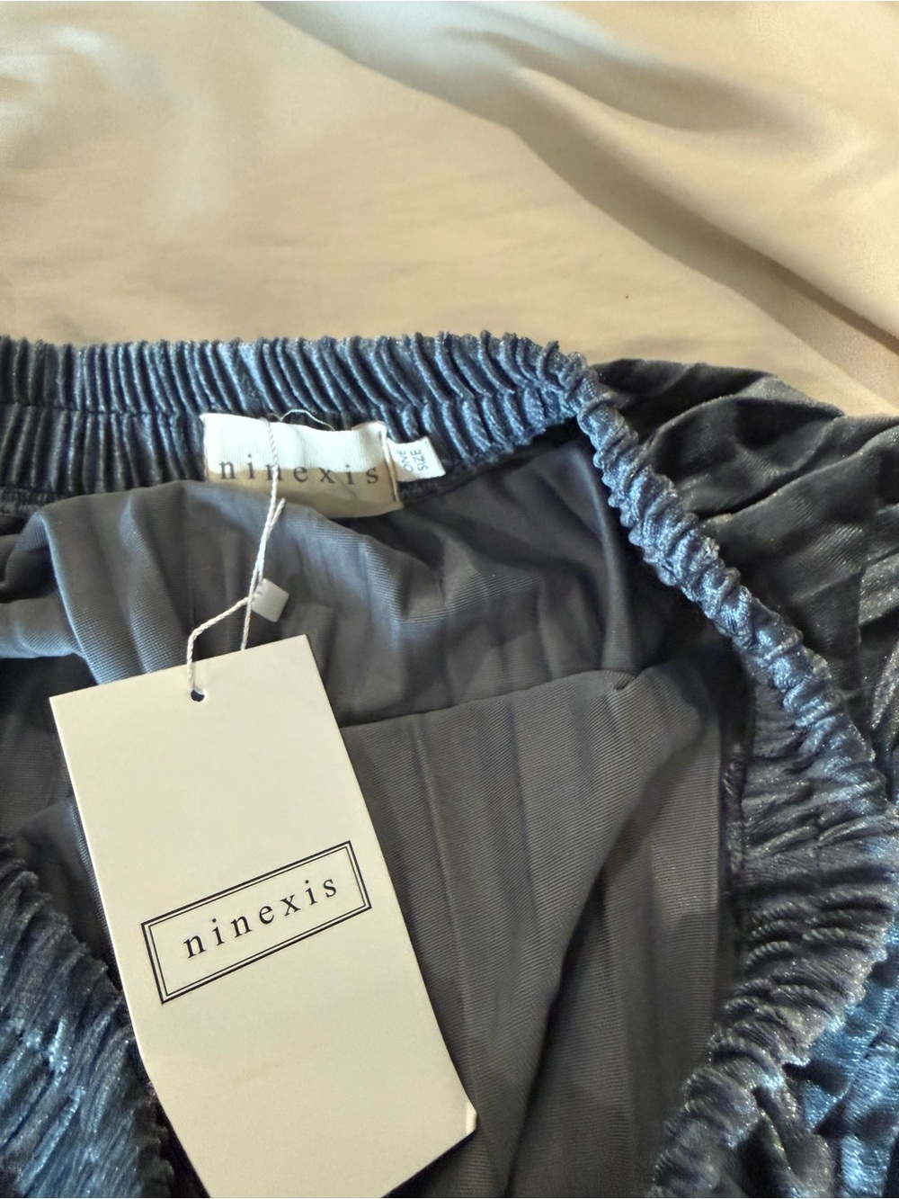 ninexis velvet elastic Waist Skirt